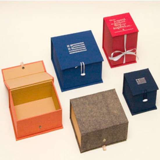 Κούτια με Logo Ειδική Συσκευασία