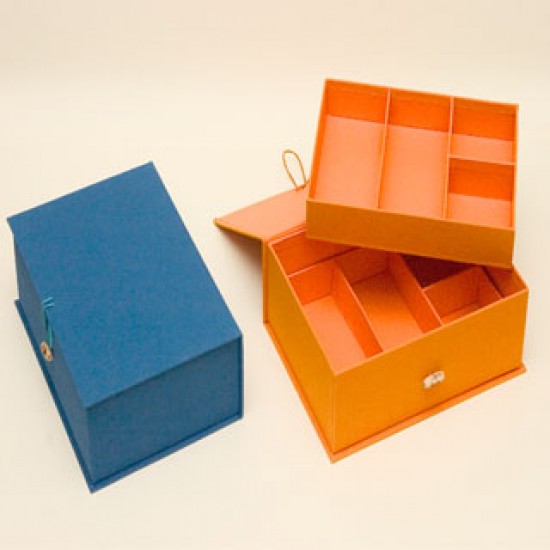 Διώροφη Κοσμηματοθήκη