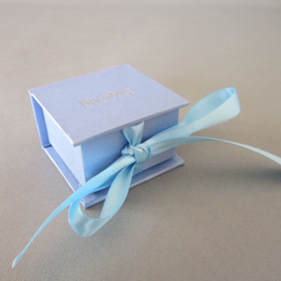 Μπομπονιέρες με κορδέλα